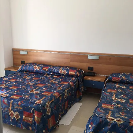 Athena Hotel 2*