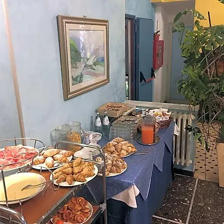 Athena Hotel